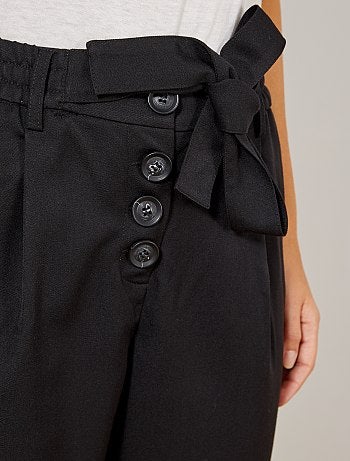 Pantalón tapered con cinturón - Kiabi