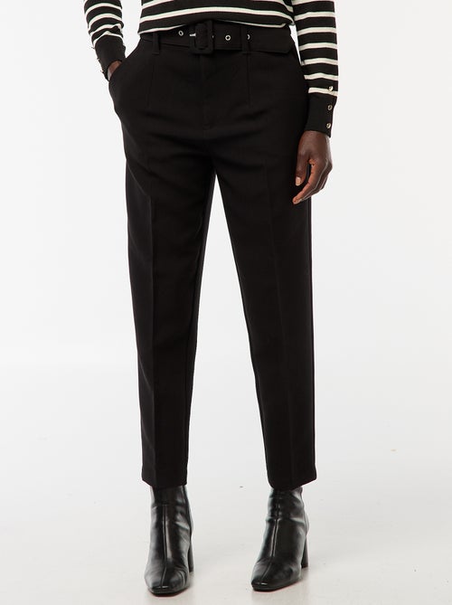 Pantalón tapered vaporoso con cinturón con hebilla - Kiabi