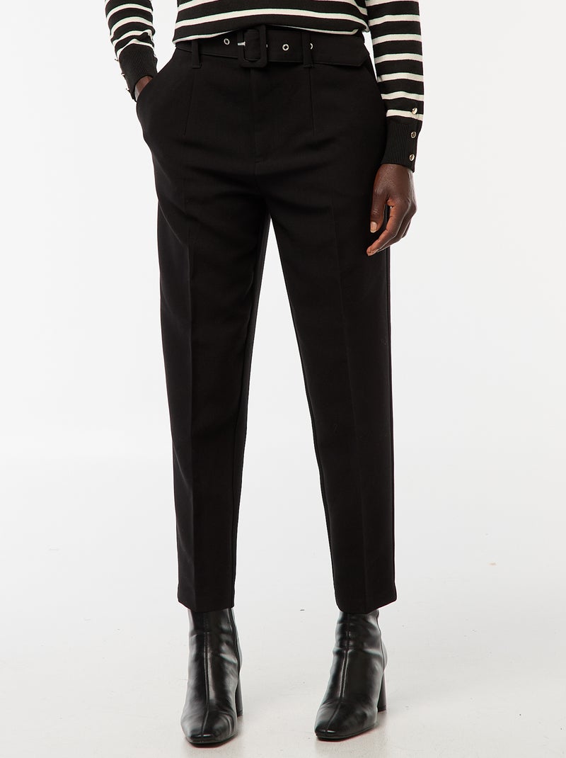 Pantalón tapered vaporoso con cinturón con hebilla negro - Kiabi