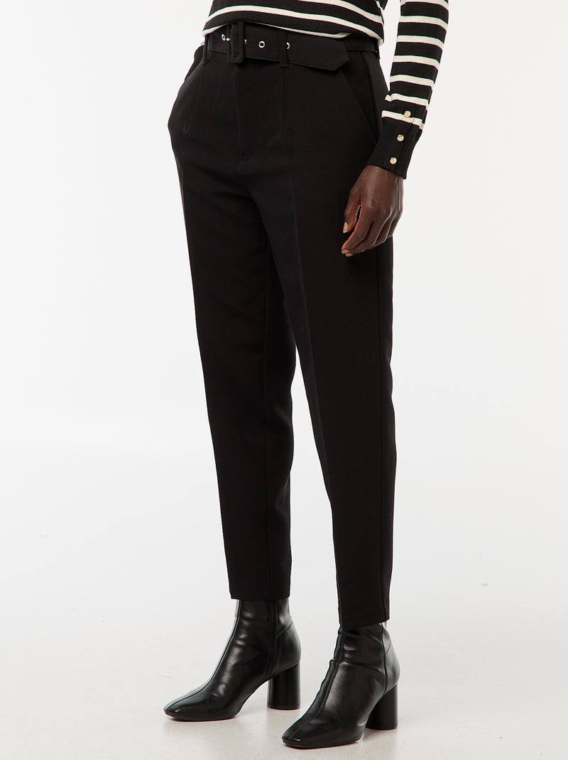 Pantalón tapered vaporoso con cinturón con hebilla negro - Kiabi