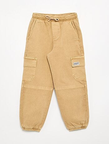 Pantalón tipo chándal