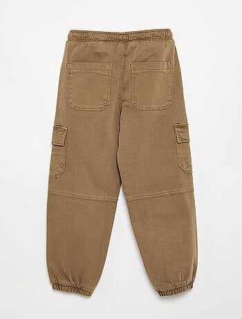 Pantalón tipo chándal