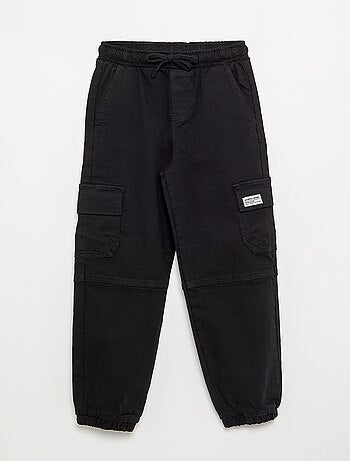 Pantalón tipo chándal