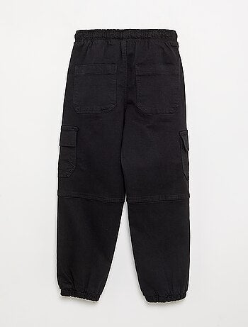 Pantalón tipo chándal