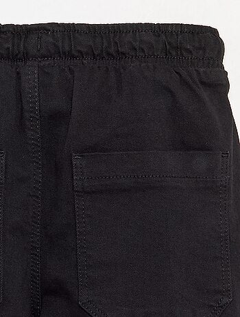 Pantalón tipo chándal