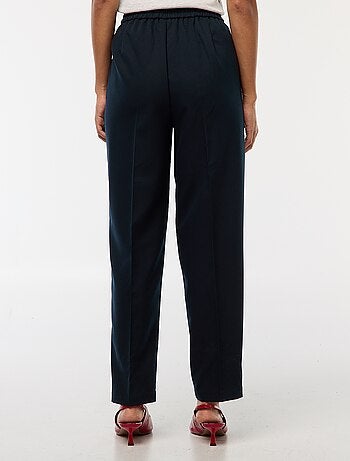 Pantalón tipo jogger liso