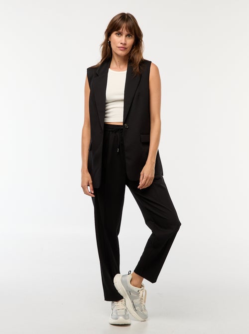 Pantalón tipo jogger liso - Kiabi