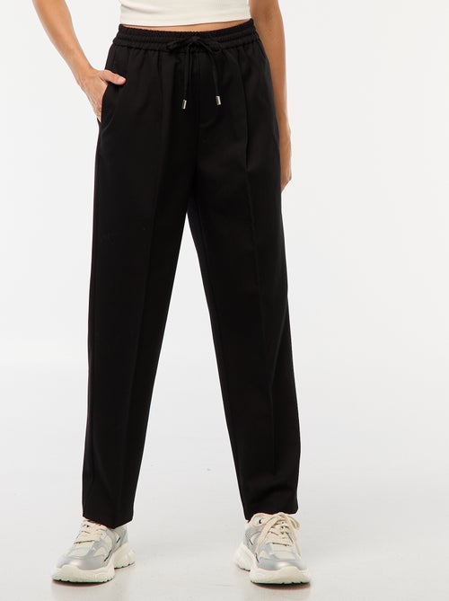 Pantalón tipo jogger liso - Kiabi