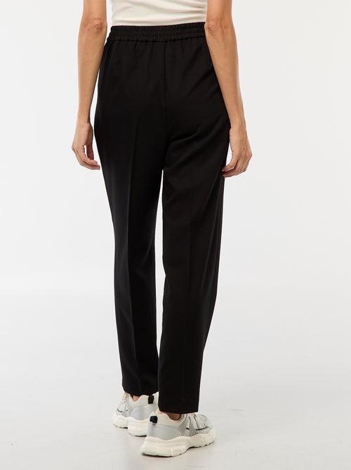 Pantalón tipo jogger liso - Kiabi