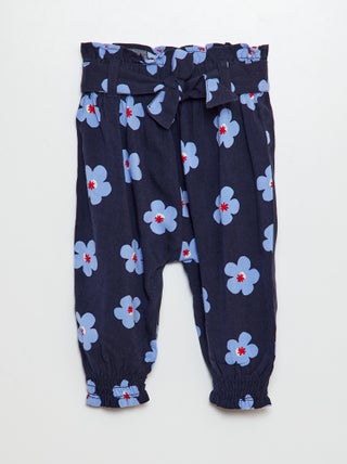 Pantalón vaporoso con cinturón
