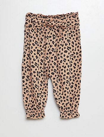 Pantalón vaporoso con cinturón