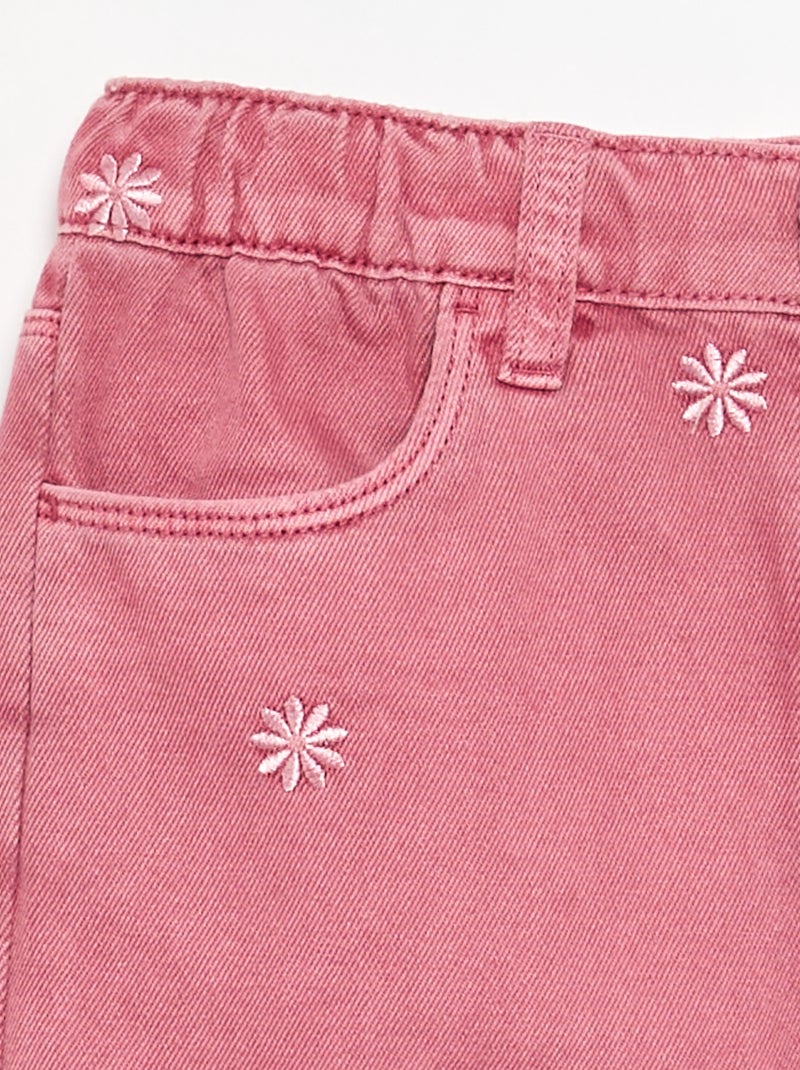 Pantalón vaquero bordado Rosa - Kiabi