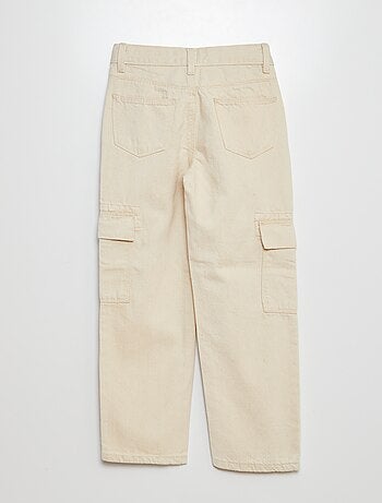 Pantalón vaquero con múltiples bolsillos
