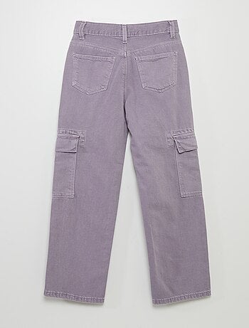 Pantalón vaquero con múltiples bolsillos