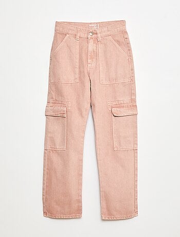Pantalón vaquero con múltiples bolsillos