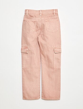 Pantalón vaquero con múltiples bolsillos