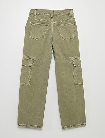 Pantalón vaquero con múltiples bolsillos