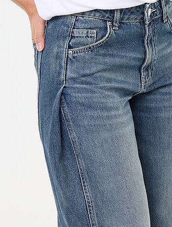 Pantalón Vaquero con pinzas fantasía