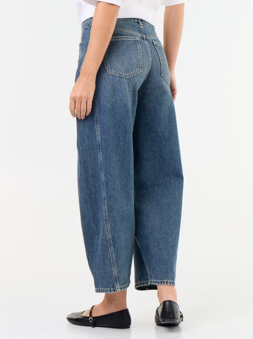 Pantalón Vaquero con pinzas fantasía - Kiabi