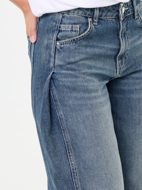 Pantalón Vaquero con pinzas fantasía - Kiabi