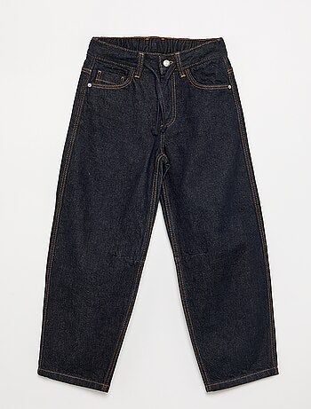 Pantalón vaquero de corte ancho