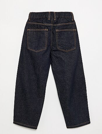 Pantalón vaquero de corte ancho