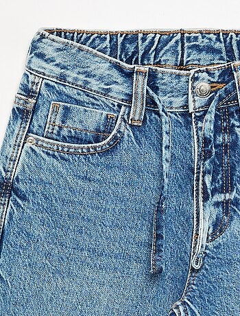 Pantalón vaquero de corte ancho