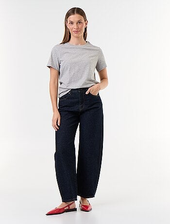 Pantalón vaquero de corte barrel ancho