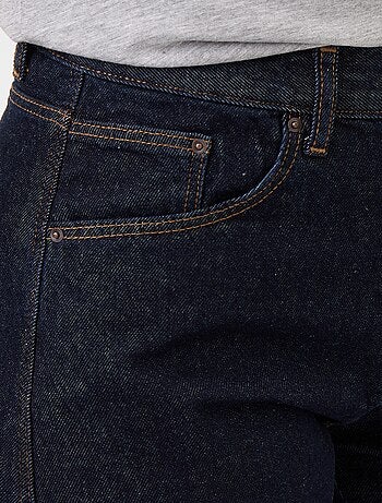 Pantalón vaquero de corte barrel ancho