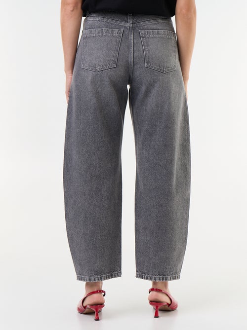 Pantalón vaquero de corte barrel ancho - Kiabi Pantalón vaquero de corte barrel ancho - Kiabi