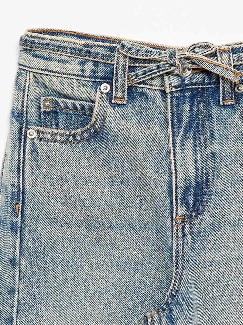 Pantalón vaquero de corte barrel con cinturón Azul - Kiabi