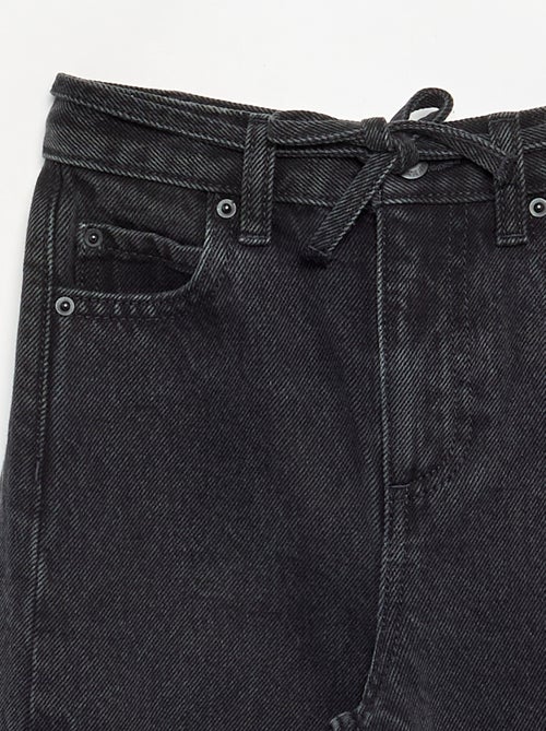 Pantalón vaquero de corte barrel con cinturón - Kiabi