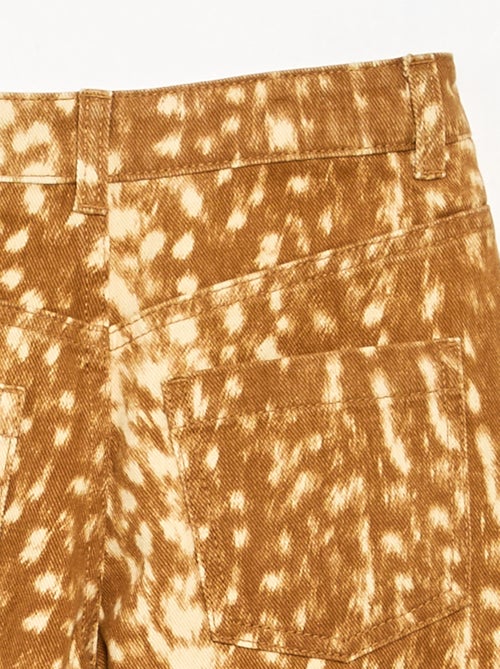 Pantalón vaquero de corte barrel con estampado de cervatillo - Kiabi Pantalón vaquero de corte barrel con estampado de cervatillo - Kiabi