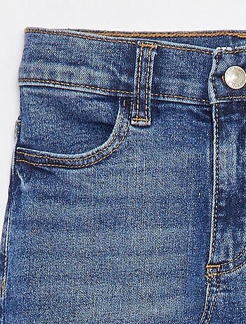 Pantalón vaquero de corte recto - Corte + ajustado