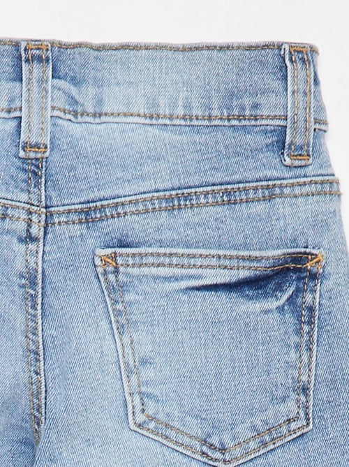 Pantalón vaquero de corte recto - Corte + ajustado - Kiabi