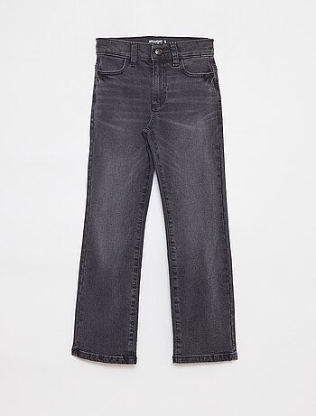 Pantalón vaquero de corte recto - Corte + ajustado