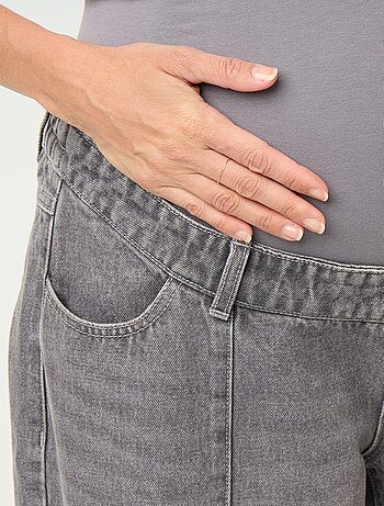 Pantalón vaquero de maternidad corte barrel