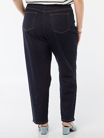 Pantalón vaquero elástico recto
