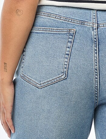 Pantalón vaquero elástico recto