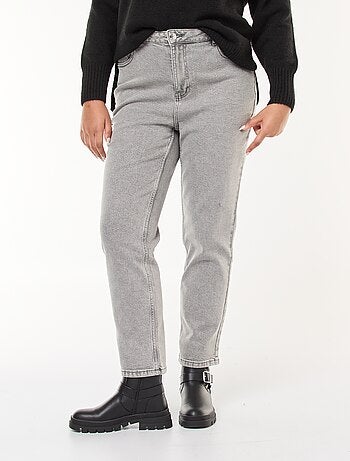 Pantalón vaquero elástico recto