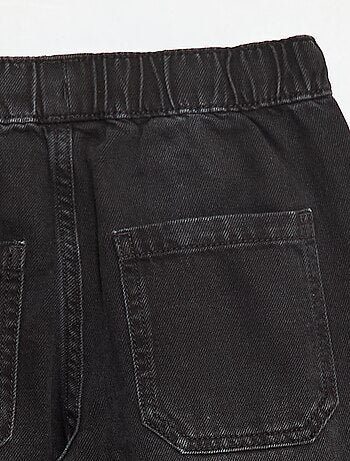Pantalón vaquero estilo jogging
