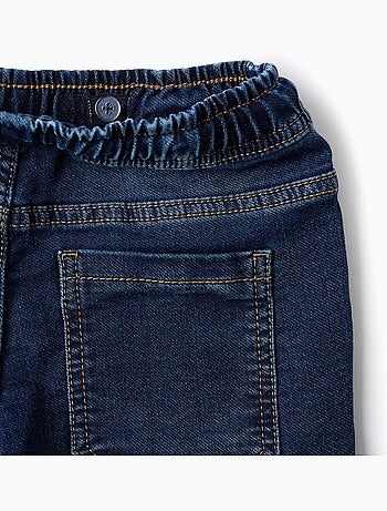 Pantalón vaquero recto con bolsillos cargo