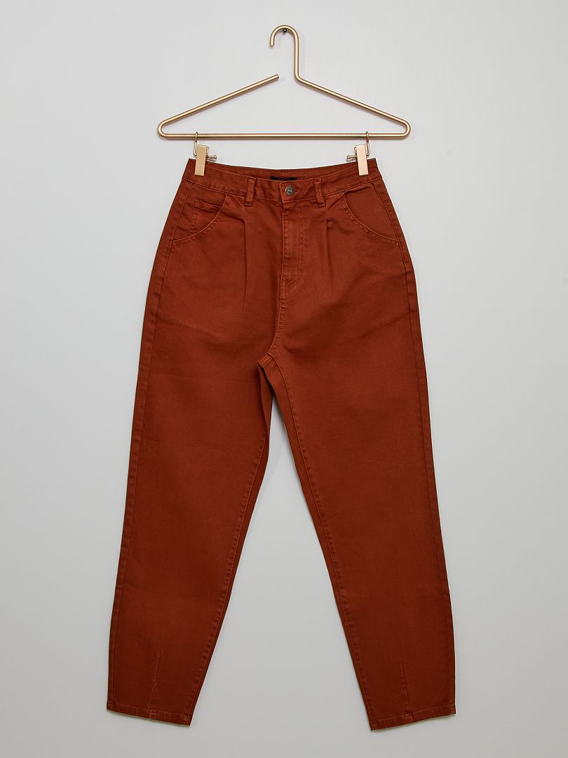 Pantalon vaquero slouchy marron Kiabi 15.00