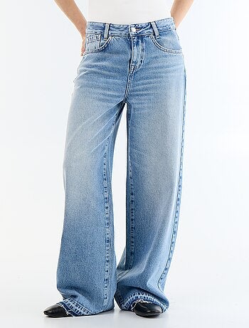 Pantalón vaquero wide leg efecto desgastado