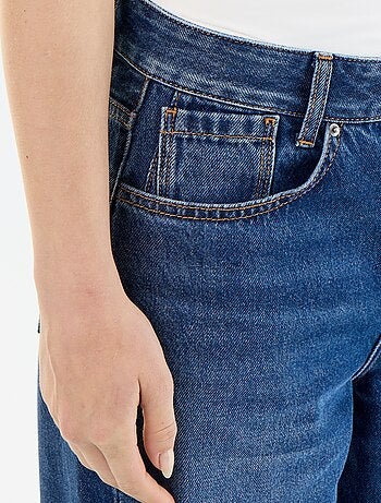 Pantalón vaquero wide leg efecto desgastado