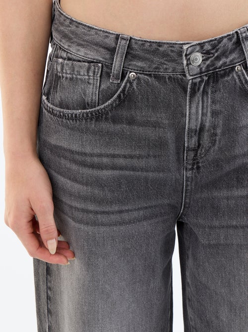 Pantalón vaquero wide leg efecto desgastado - Kiabi Pantalón vaquero wide leg efecto desgastado - Kiabi