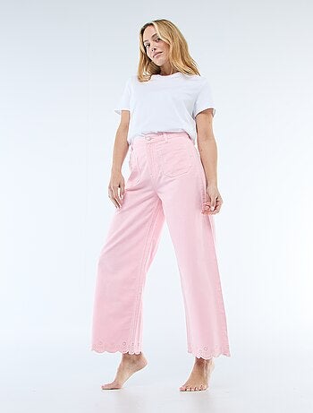Pantalón wide leg con bolsillos de parche