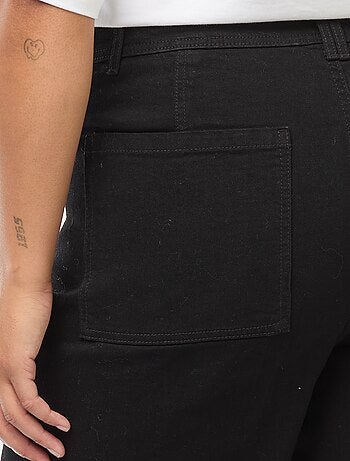 Pantalón wide leg cropped