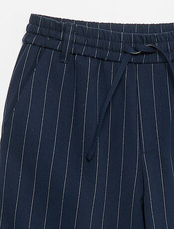 Pantalón wide leg / de corte ancho