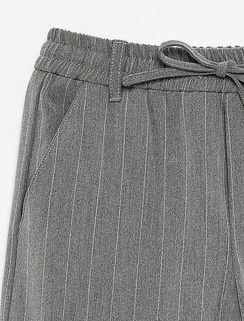 Pantalón wide leg / de corte ancho
